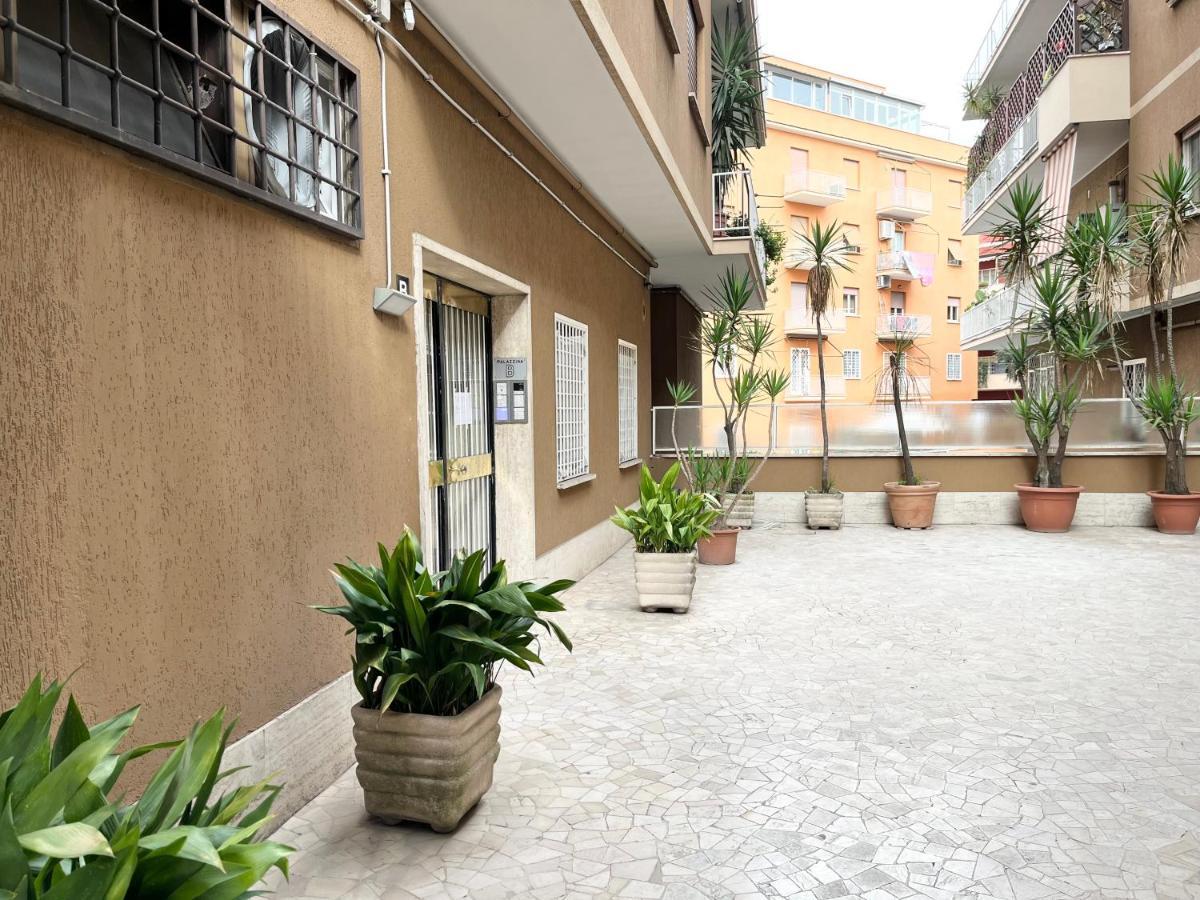 Paula Petra Vatican Apartments Roma Exterior foto